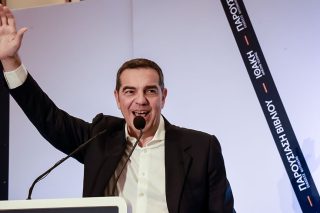 Δεν ήρθε. Τον έφεραν